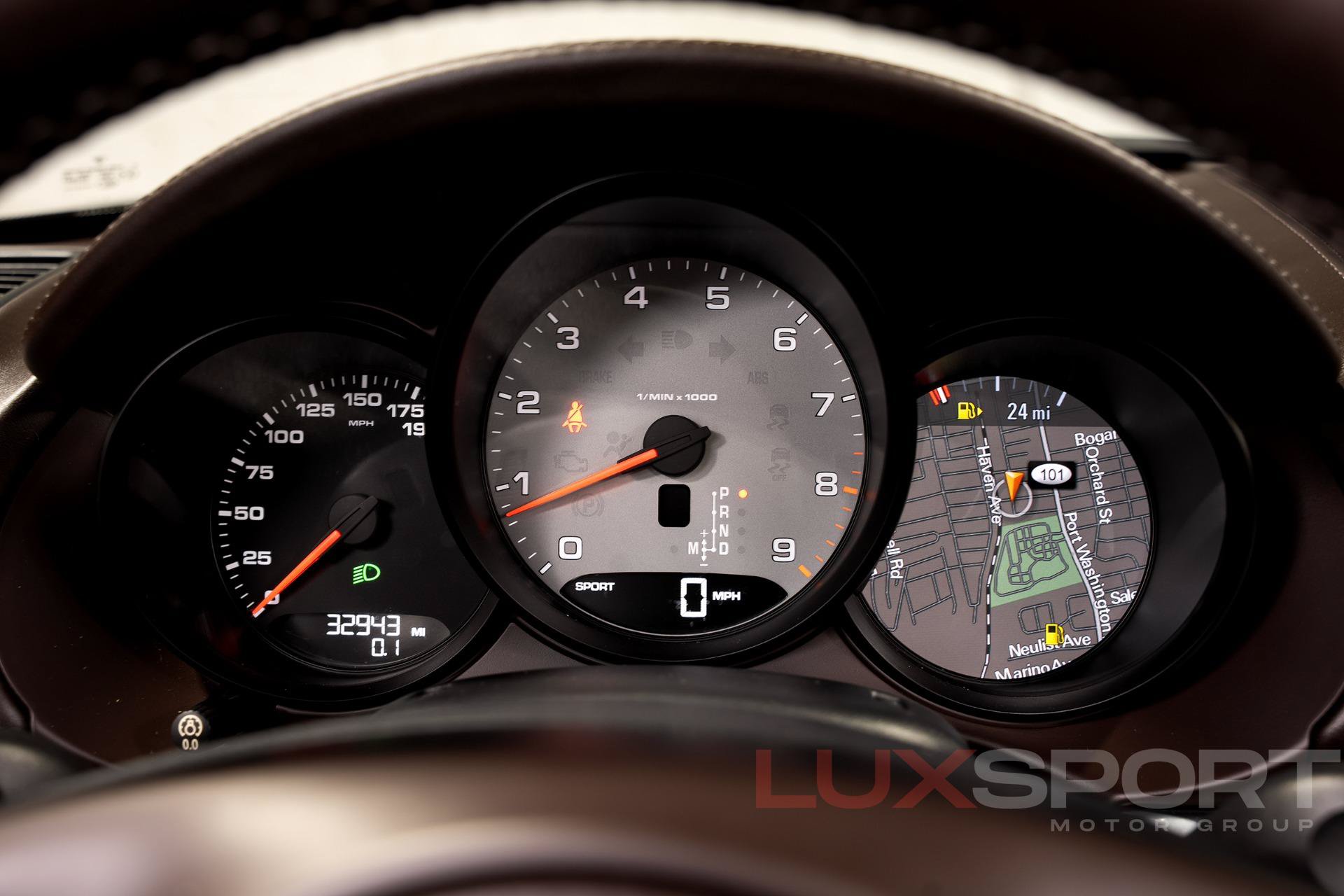 Used 2016 Porsche Boxster S RWD image 41