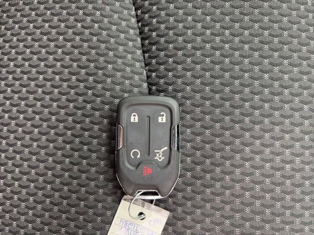 Used 2023 GMC Terrain SLE w/ Driver Convenience Package image 22