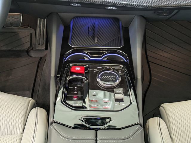 Used 2026 BMW M5 w/ Executive Package image 18