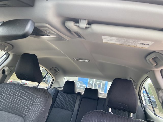 Used 2025 Toyota Camry LE image 28