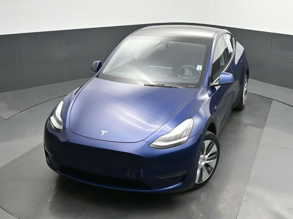 Used 2023 Tesla Model Y AWD image 39