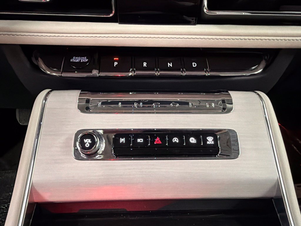 New 2027 Lincoln Aviator Reserve AWD/4WD image 15
