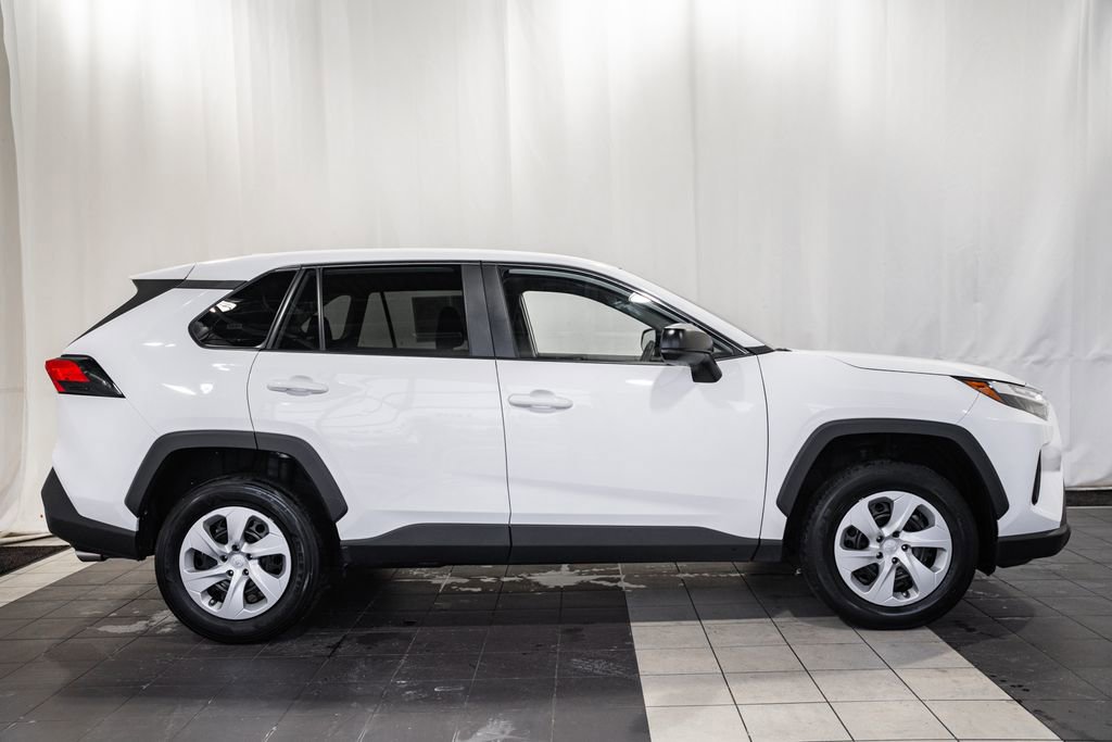 Used 2024 Toyota RAV4 LE image 3