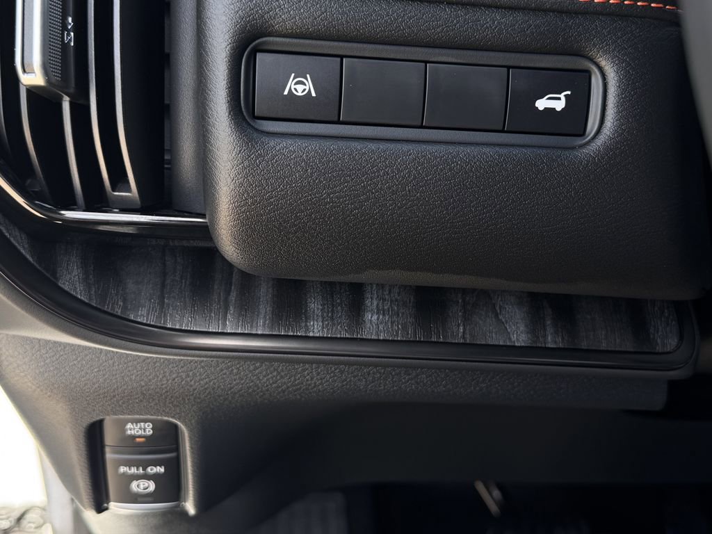 Used 2025 Nissan Armada PRO-4X AWD/4WD image 22
