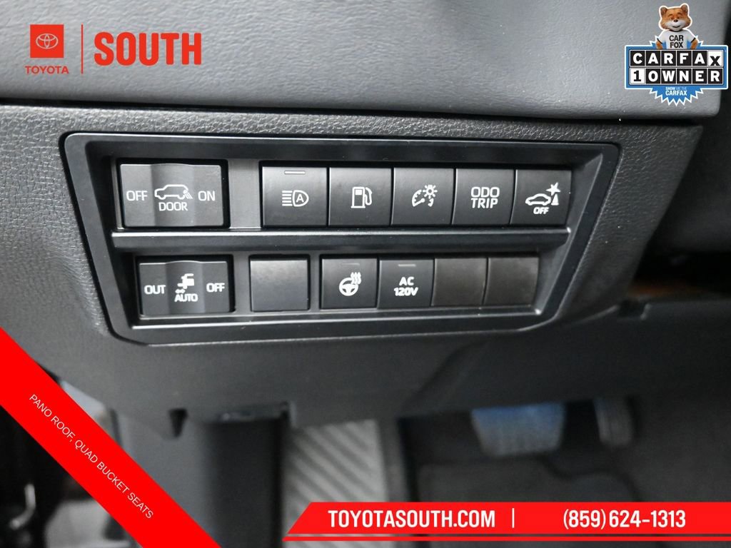 Used 2023 Toyota Sequoia Platinum image 27