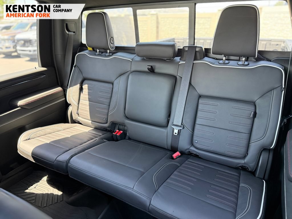 Used 2024 GMC Sierra 2500 AT4X w/ AT4X AEV Edition AWD/4WD image 31