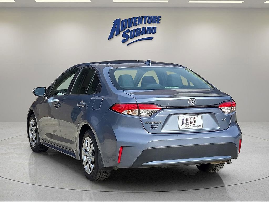 Used 2022 Toyota Corolla LE image 5