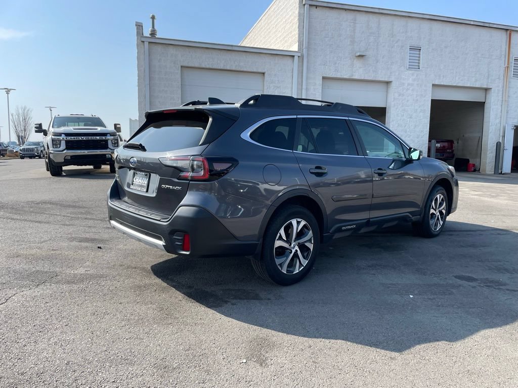 Used 2022 Subaru Outback Limited AWD/4WD image 8