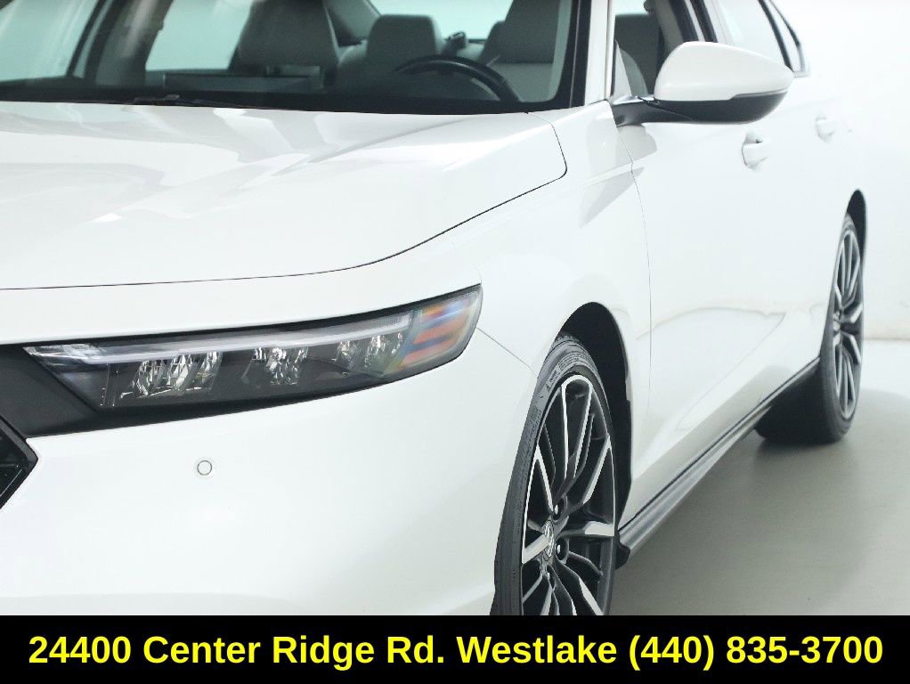 Used 2025 Honda Accord Touring image 5
