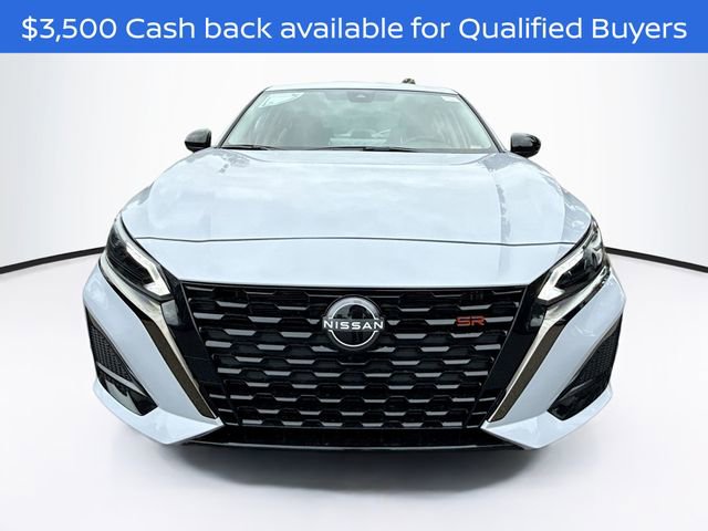 New 2025 Nissan Altima 2.5 SR w/ SR Premium Package image 2