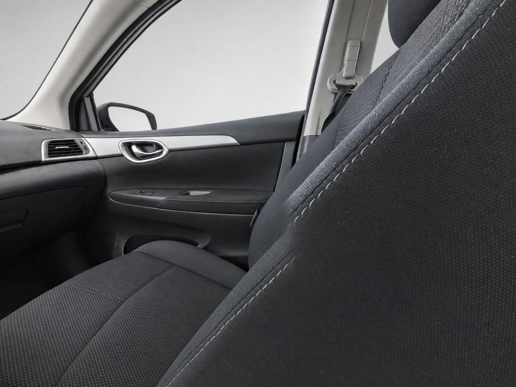 Used 2015 Nissan Sentra S FWD image 6