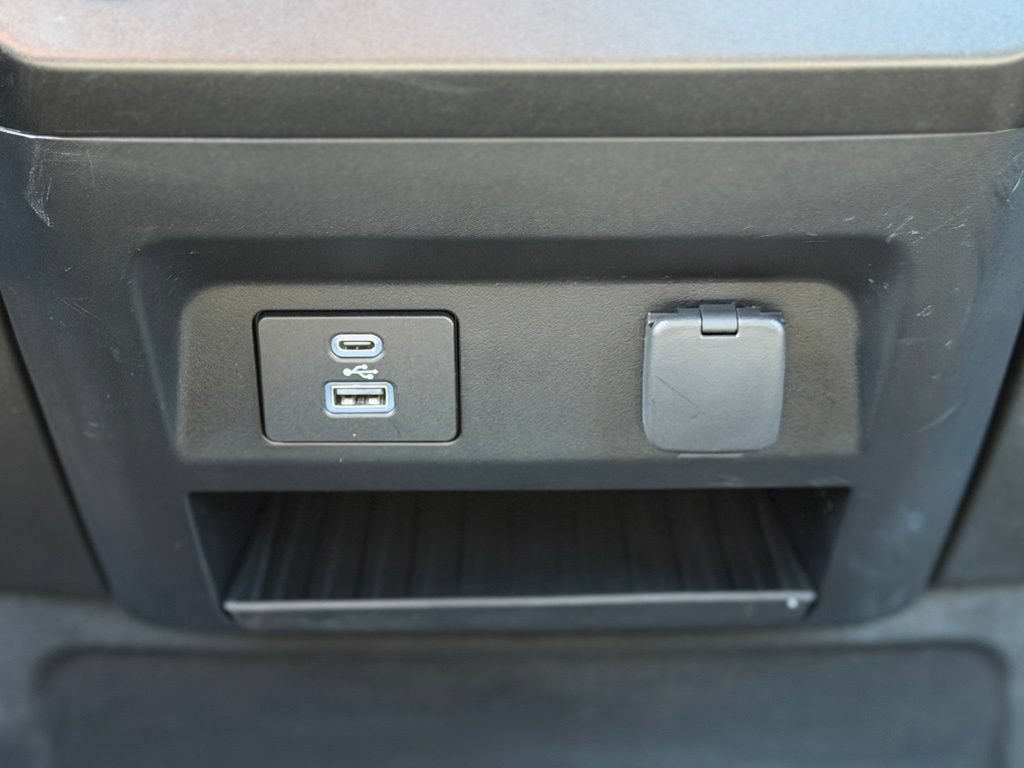 Used 2020 Ford F250 XL w/ STX Appearance Package AWD/4WD image 16