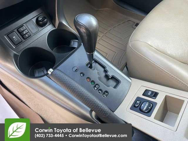 Used 2011 Toyota RAV4 Limited w/ Limited Extra Value Pkg AWD/4WD image 22
