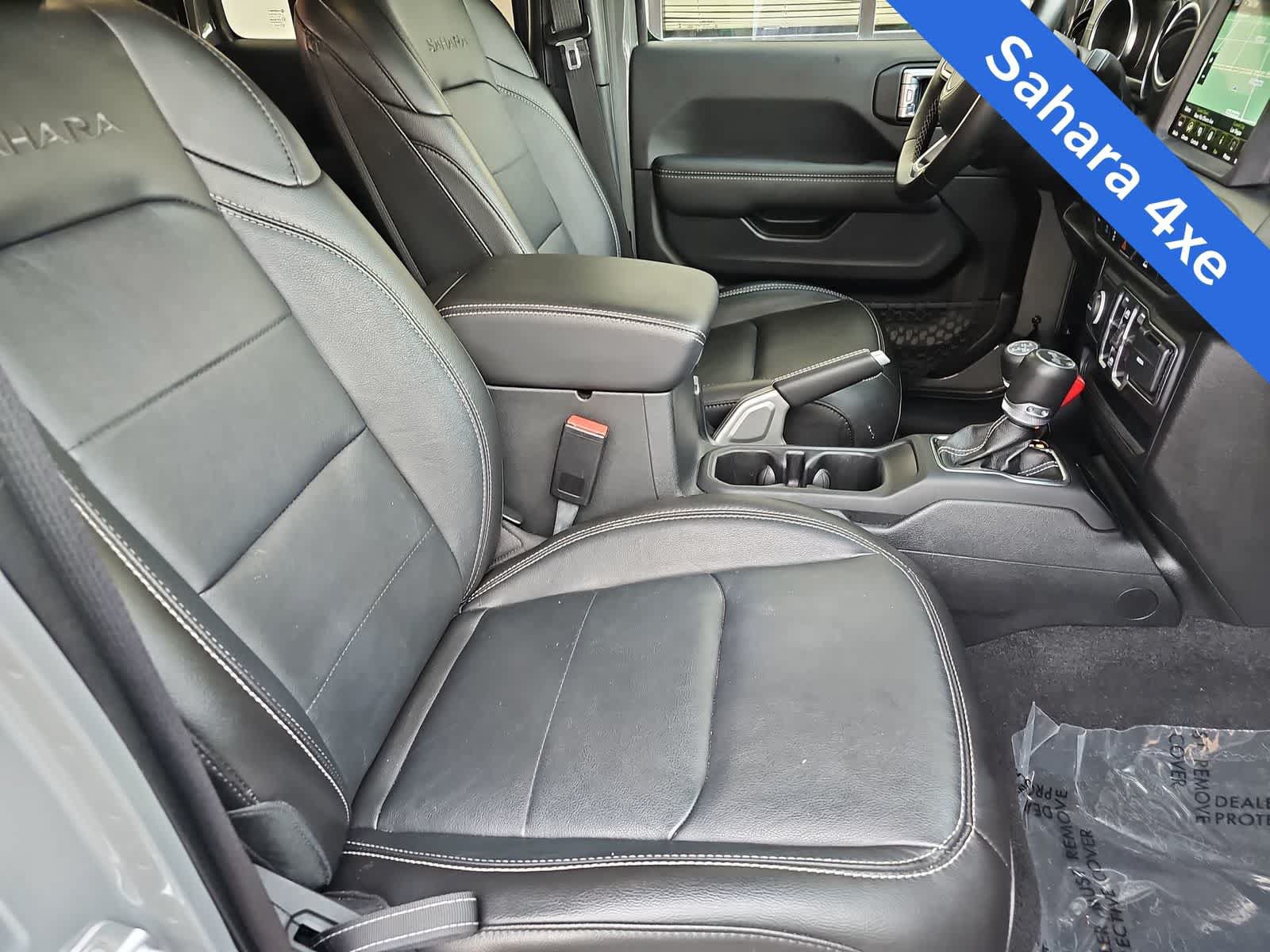 Used 2021 Jeep Wrangler Unlimited Sahara AWD/4WD image 18