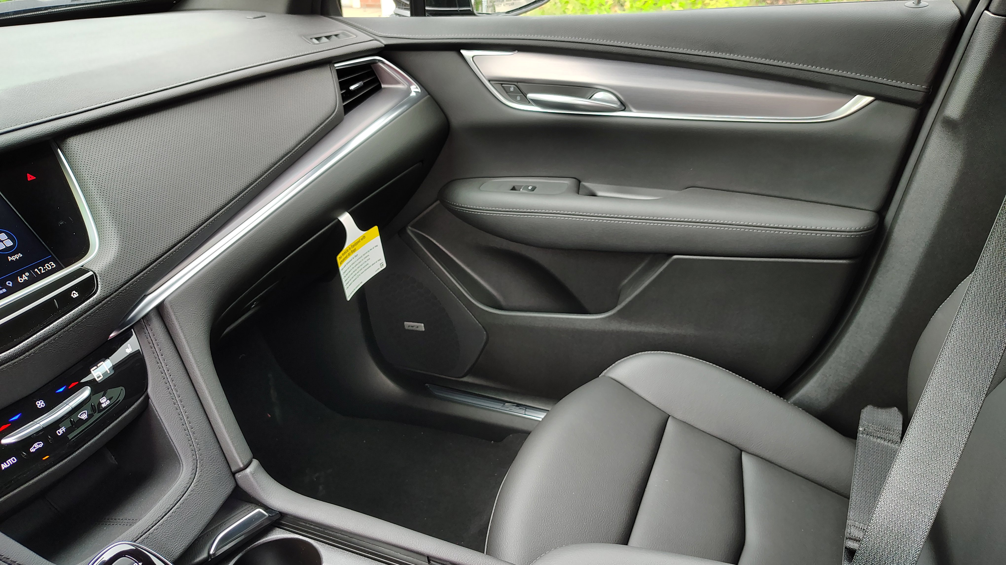 New 2025 Cadillac XT5 Luxury w/ LPO, Floor Liner Package image 32