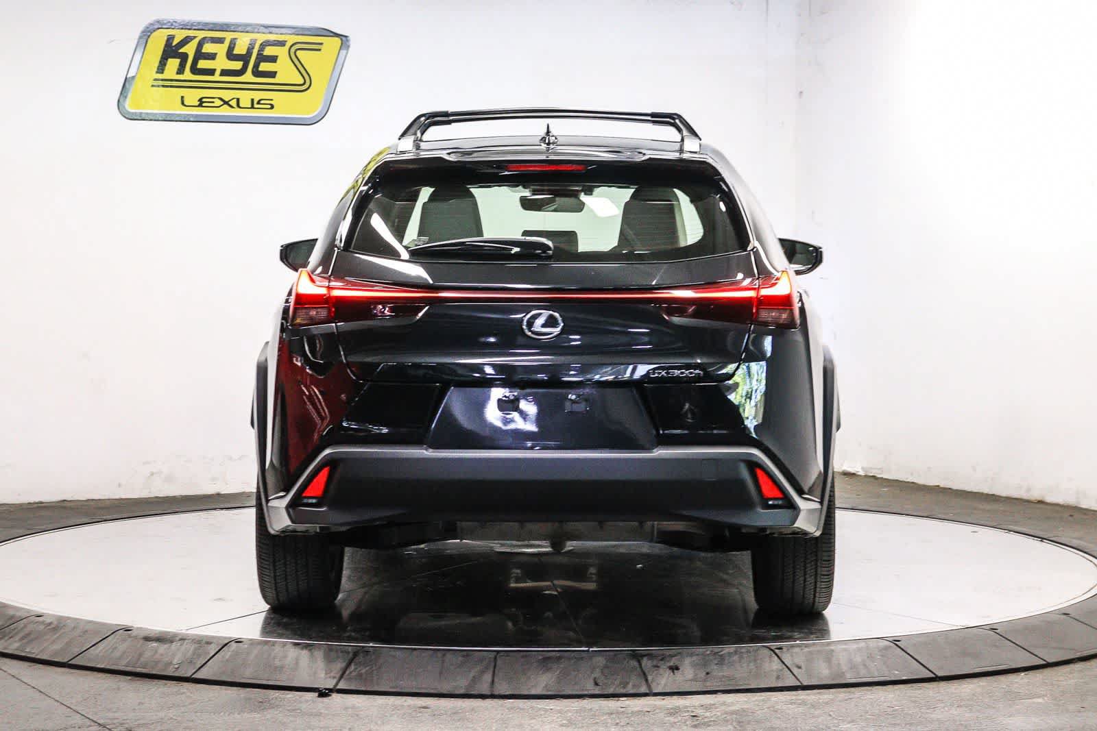 Certified 2025 Lexus UX 300h FWD w/ Accessory Package (Z2) image 3