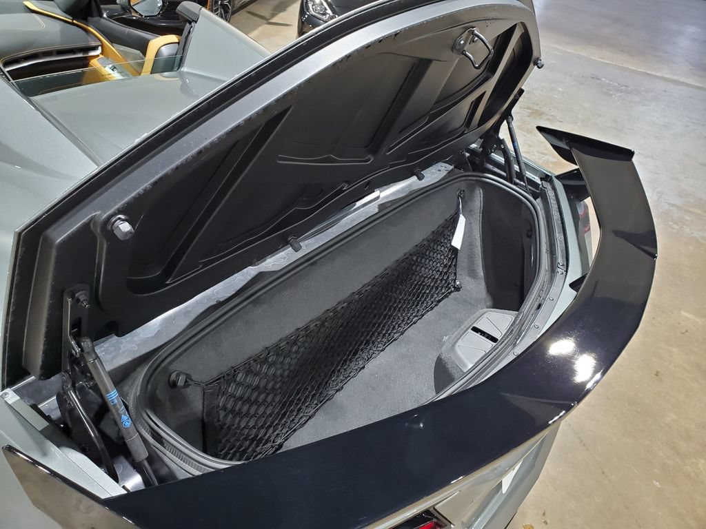 Used 2024 Chevrolet Corvette Stingray Preferred Conv w/ 2LT RWD image 36