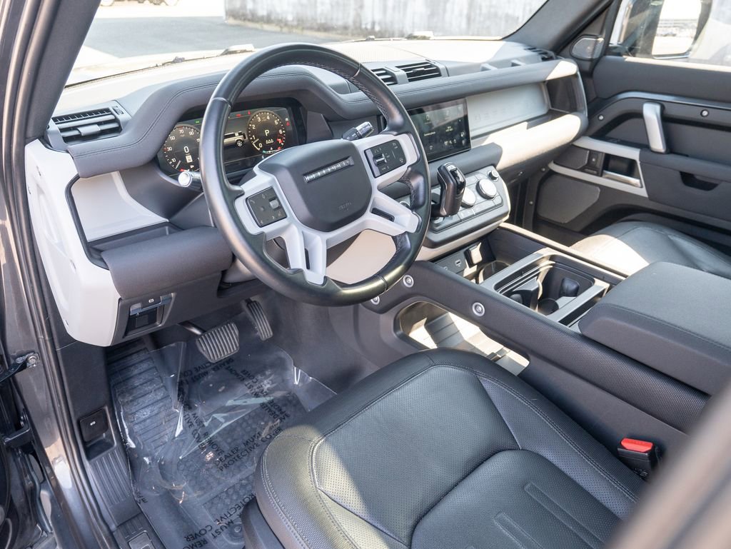 Used 2022 Land Rover Defender 110 X-Dynamic SE AWD/4WD image 11