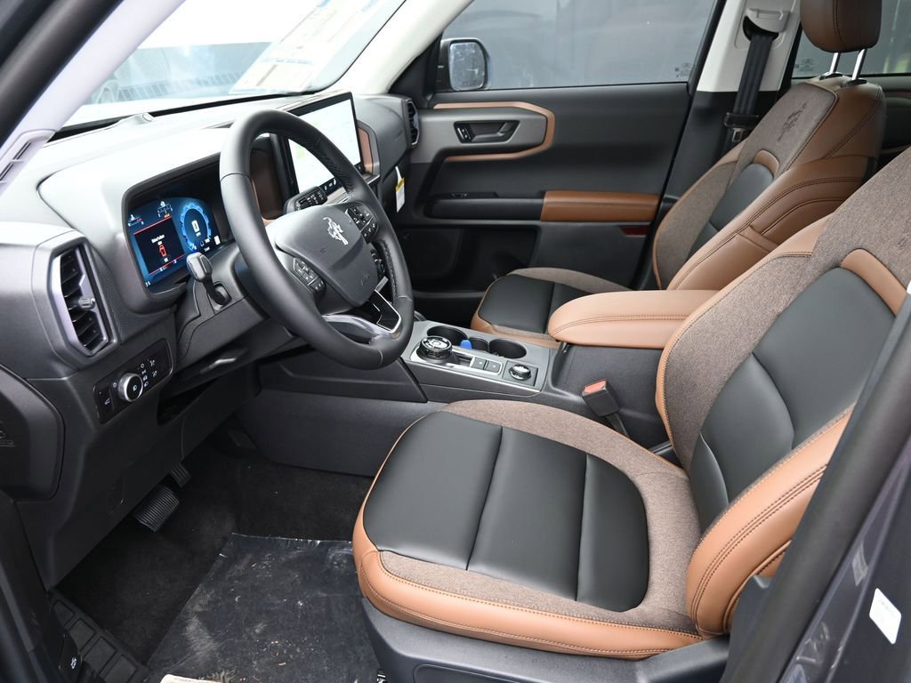 New 2025 Ford Bronco Sport Outer Banks w/ Outer Banks Tech Package+ AWD/4WD image 15