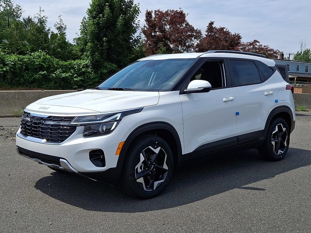 New 2026 Kia Seltos S FWD image 2
