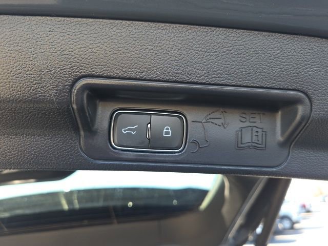 Certified 2025 Ford Explorer ST image 15