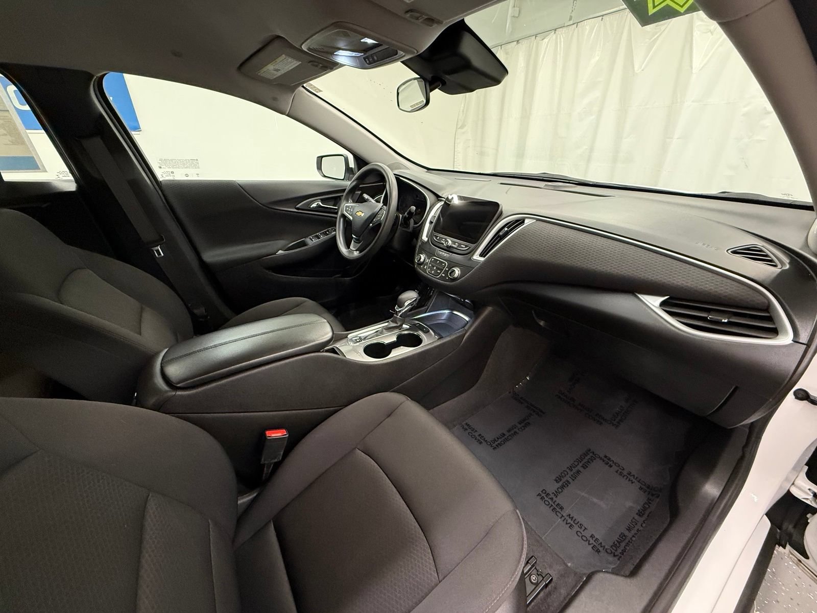 Used 2024 Chevrolet Malibu LT FWD image 8
