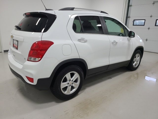 Used 2019 Chevrolet Trax LT w/ LT Convenience Package FWD image 6