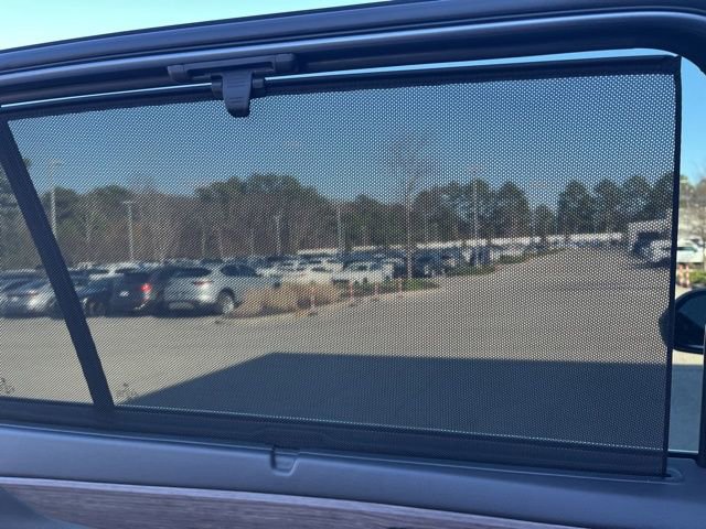 Used 2024 Volkswagen Atlas SEL Premium R-Line image 35