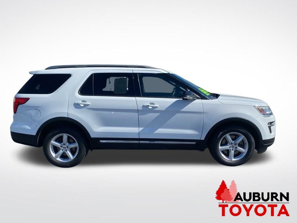 Used 2018 Ford Explorer XLT w/ Equipment Group 201A FWD image 7