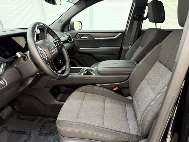 Used 2025 GMC Acadia Elevation image 12