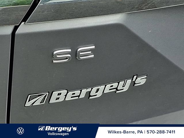 Certified 2025 Volkswagen Atlas SE AWD/4WD image 11