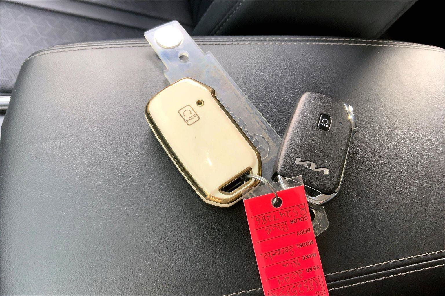 Used 2024 Kia Sorento EX w/ Panoramic Sunroof Package image 11