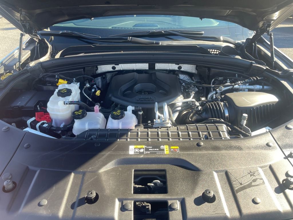 Used 2022 Jeep Grand Cherokee Limited 4xe w/ Luxury Tech Group II image 18