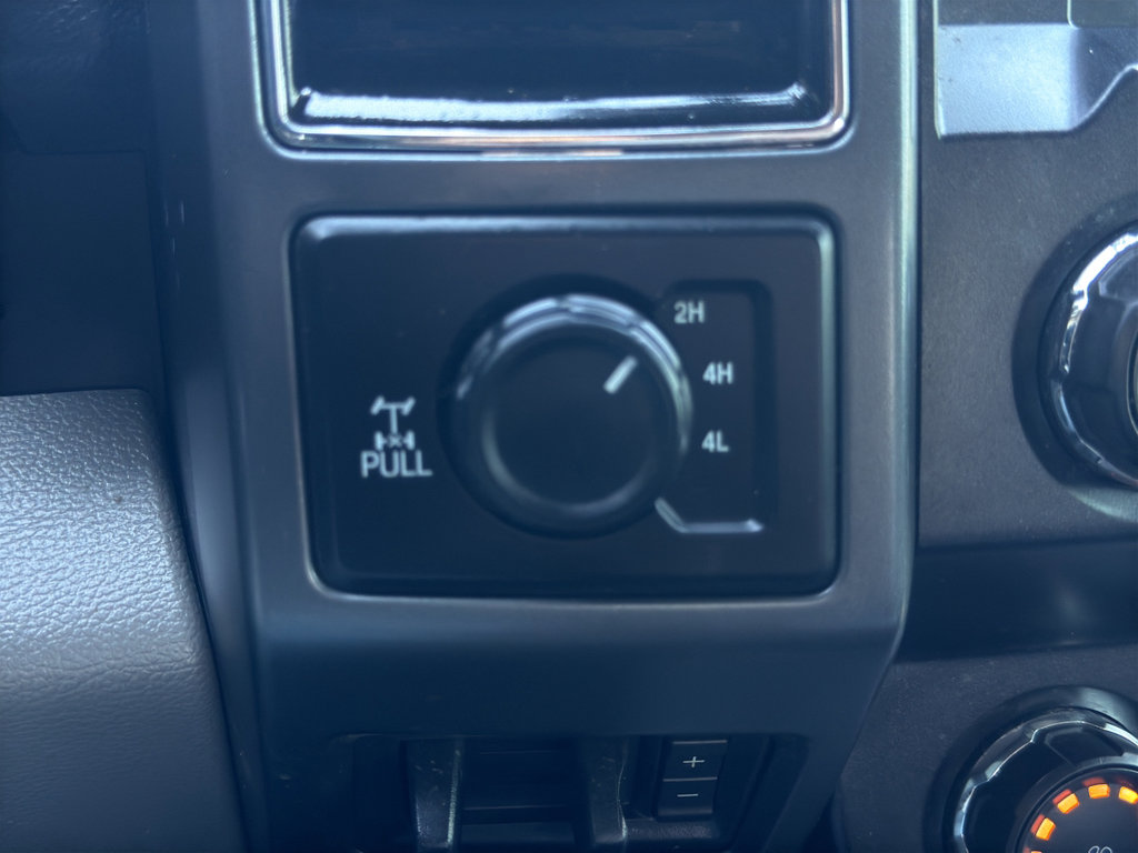 Used 2019 Ford F250 XLT w/ XLT Premium Package image 19