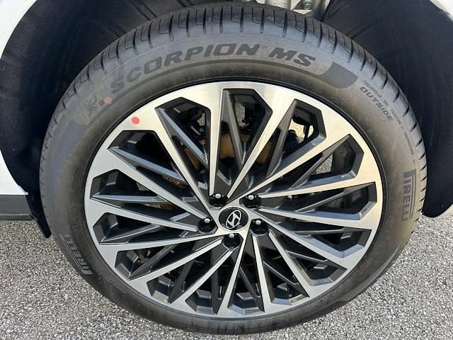 Used 2026 Hyundai Palisade Calligraphy image 12