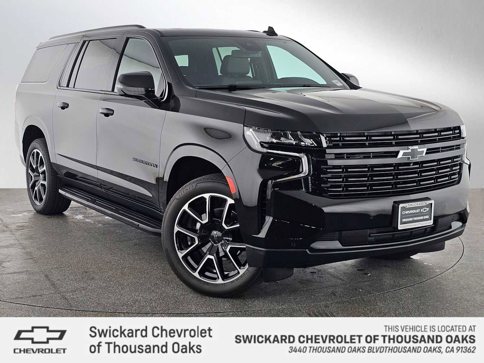 Used 2024 Chevrolet Suburban RST w/ Luxury Package image 1