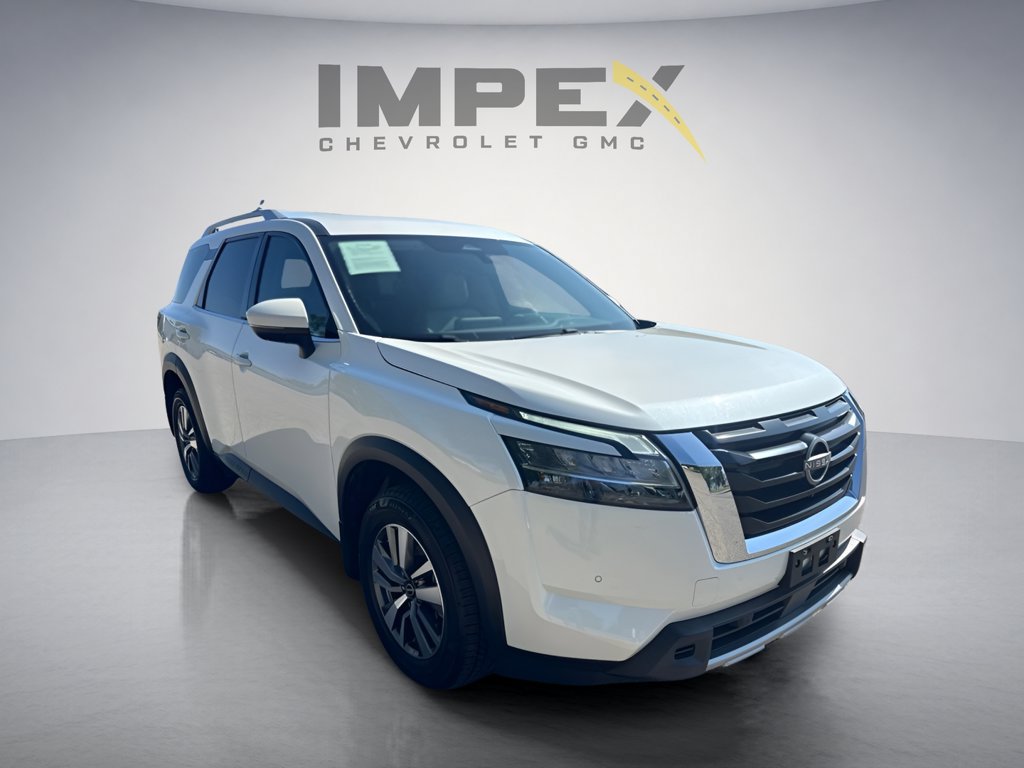 Used 2023 Nissan Pathfinder SL AWD/4WD image 8