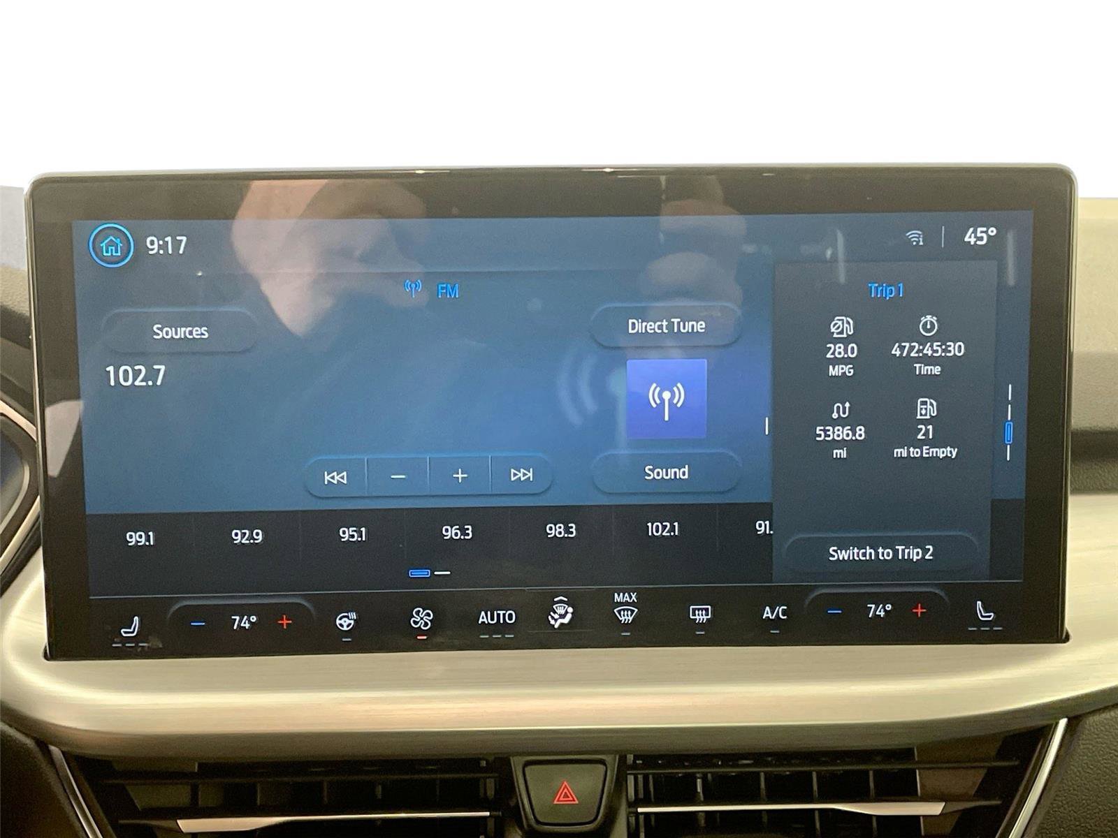 Used 2024 Ford Escape Platinum image 7