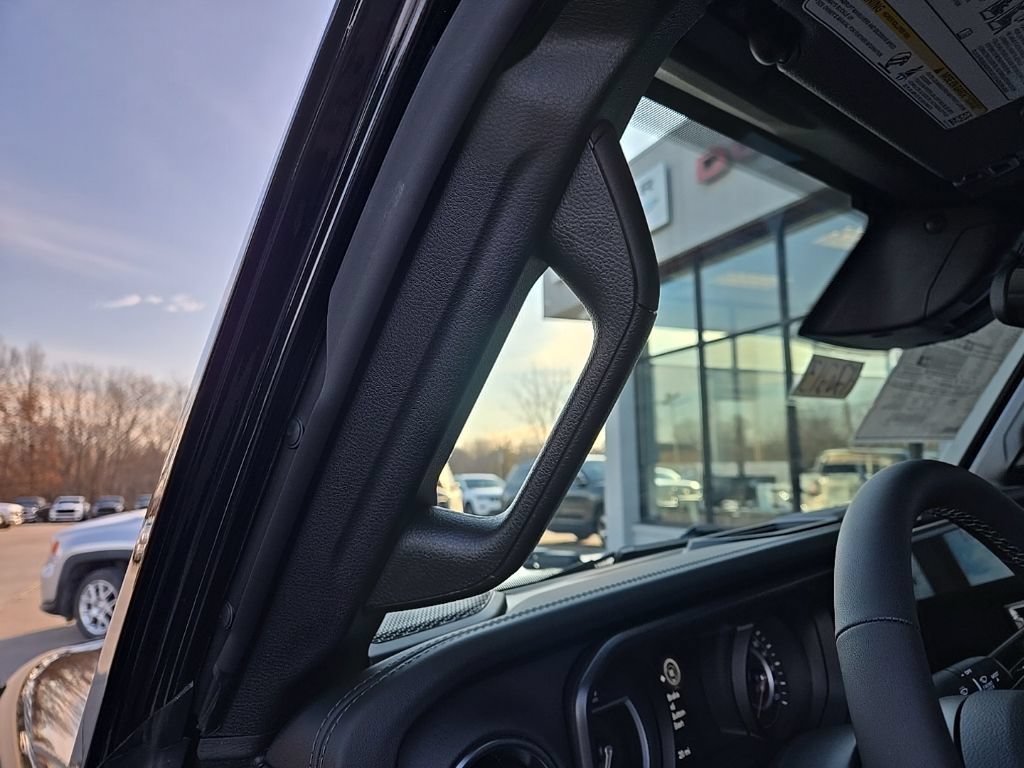 New 2026 Jeep Gladiator Mojave AWD/4WD image 41