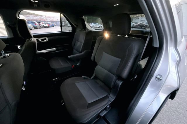 Used 2022 Ford Explorer XLT image 28