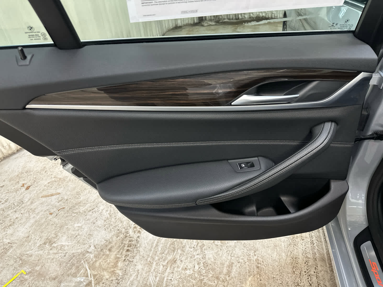 Used 2019 BMW 530i xDrive w/ Convenience Package image 29