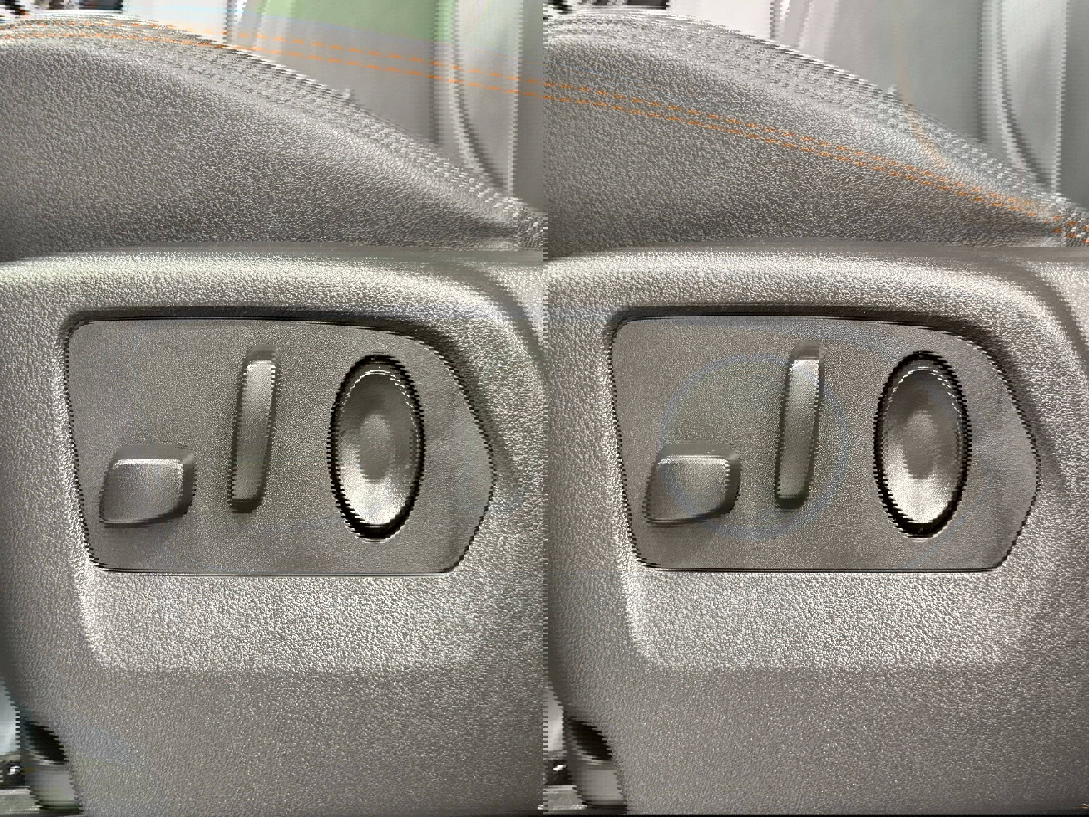 Used 2024 GMC Sierra 1500 AT4 w/ Technology Package image 35