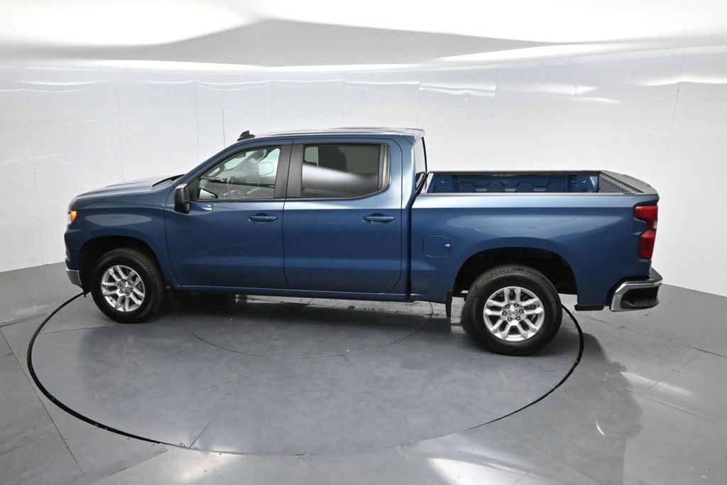 Used 2024 Chevrolet Silverado 1500 LT AWD/4WD image 57