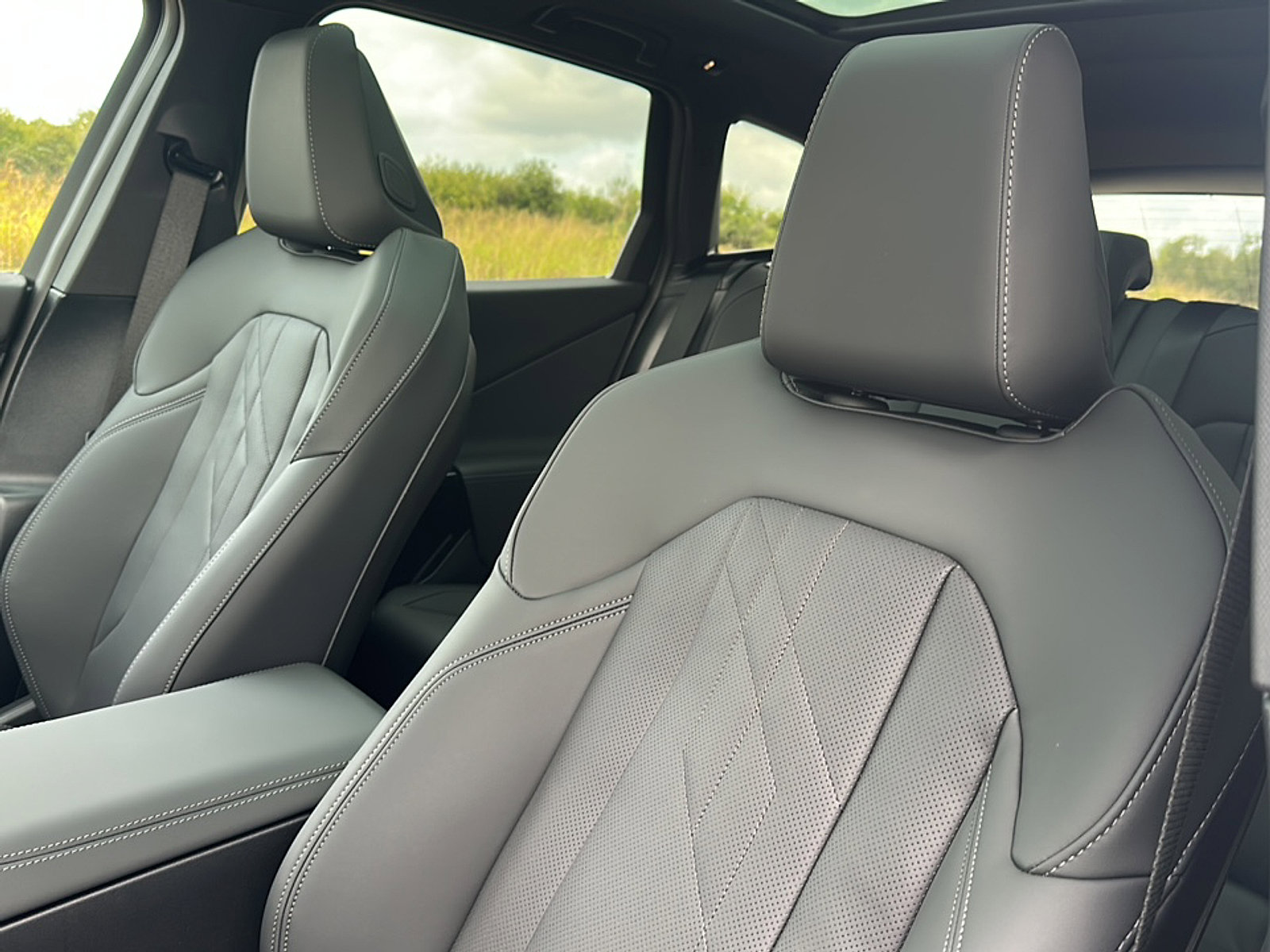 New 2026 BMW X3 xDrive30 w/ Premium Package image 11