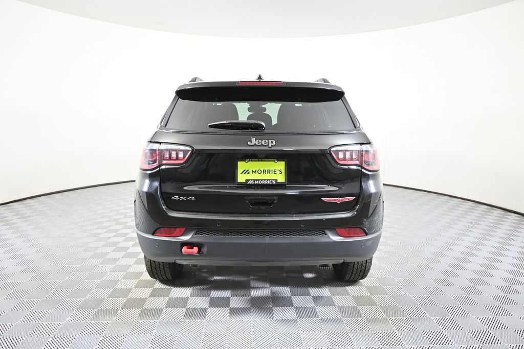 Used 2024 Jeep Compass Trailhawk AWD/4WD image 5