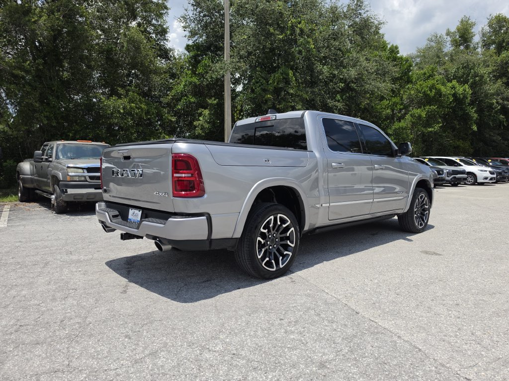 Used 2025 RAM 1500 Limited w/ Trailer Tow Group AWD/4WD image 4