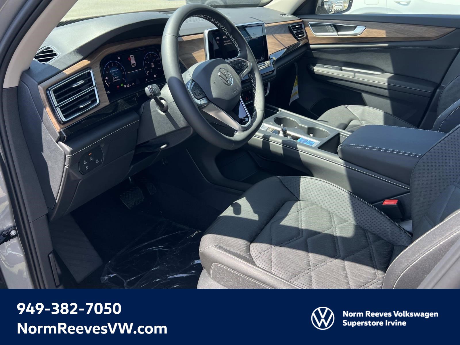 New 2026 Volkswagen Atlas SE image 3