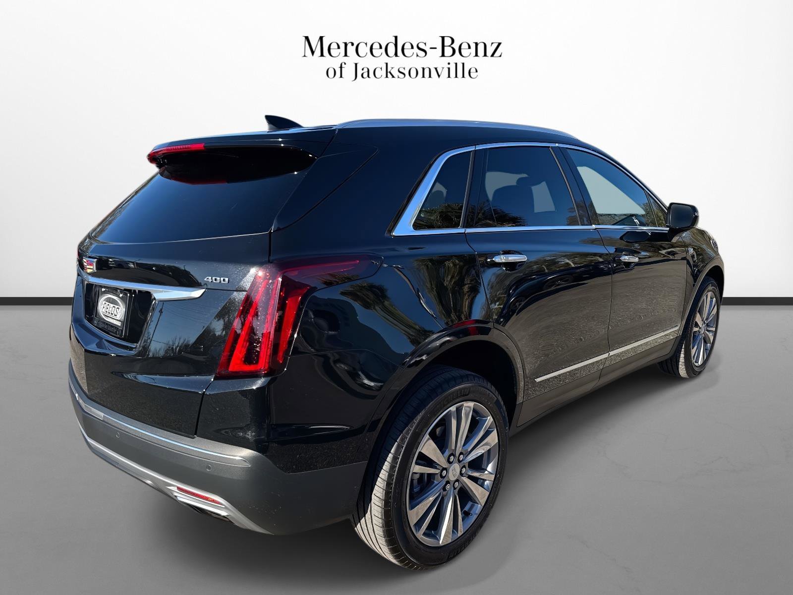 Used 2024 Cadillac XT5 Premium Luxury image 3