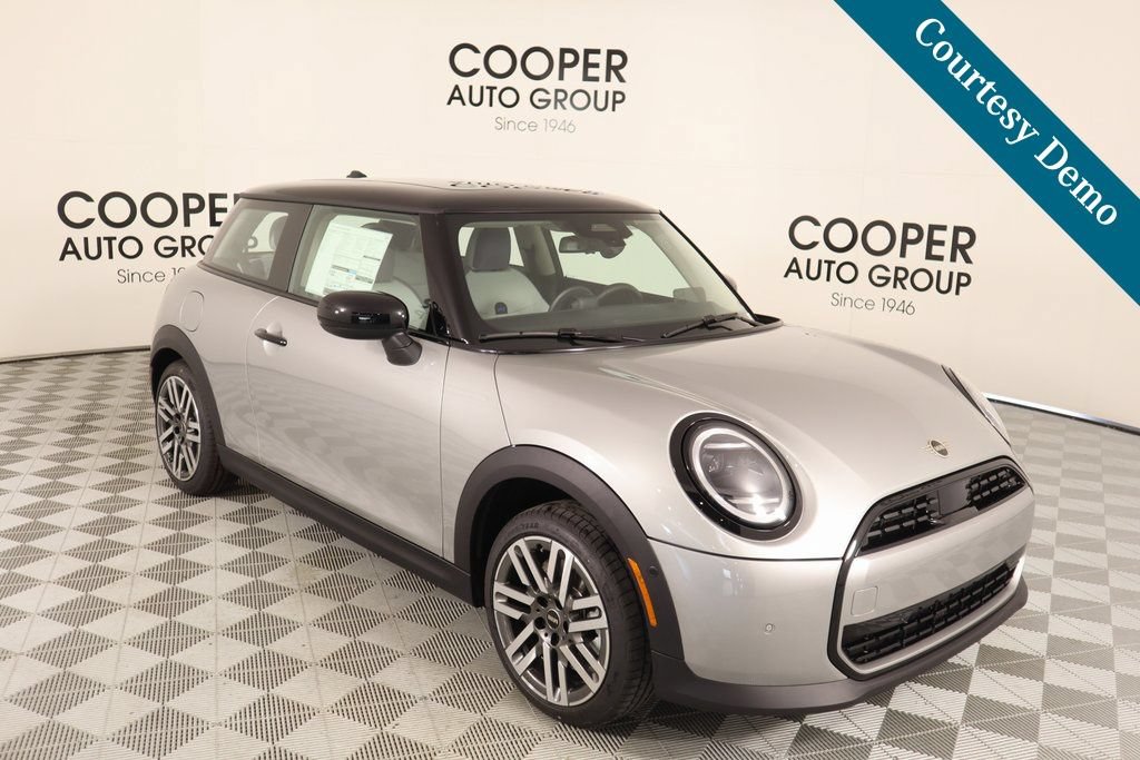 New 2025 MINI Cooper 2-Door Hardtop FWD image 1