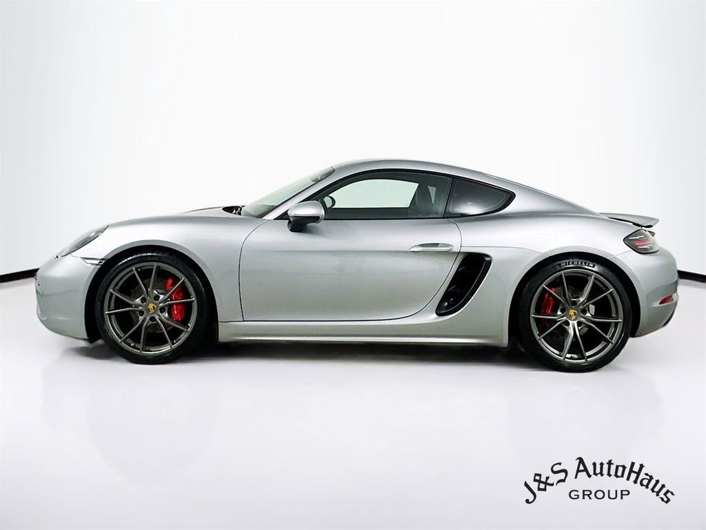 Used 2018 Porsche 718 Cayman S image 4